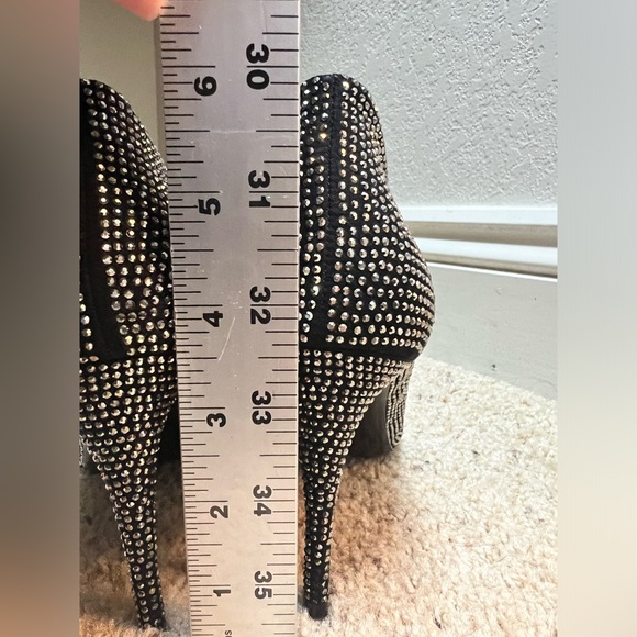 ALDO Nirema Rhinestone Stiletto Pump Pewter Silver and Black Size 6 - Picture 8 of 11